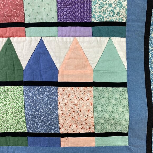 Handmade Patchwork Quilt With Colorful Pencil Design & Floral Backing - Picture 3 of 6